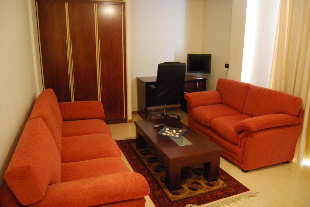 Hotel Panorama Sarandë Quarto foto